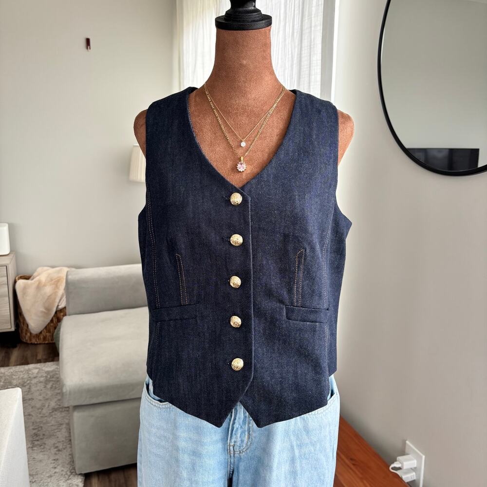 2010s Talbots Petite Dark Wash Denim‎ Vest Gold Crest Button Western Cowgirl 8P - Picture 3 of 9